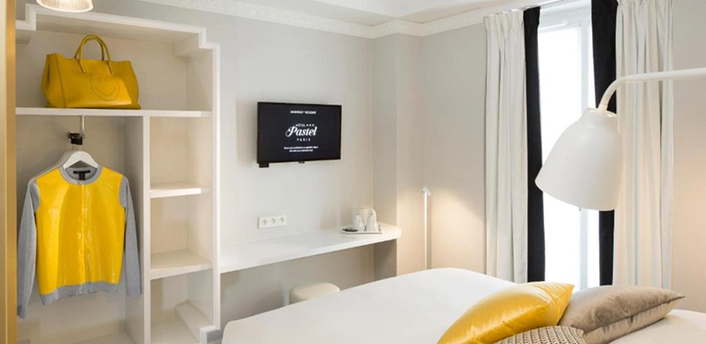 Hotel Pastel Paris